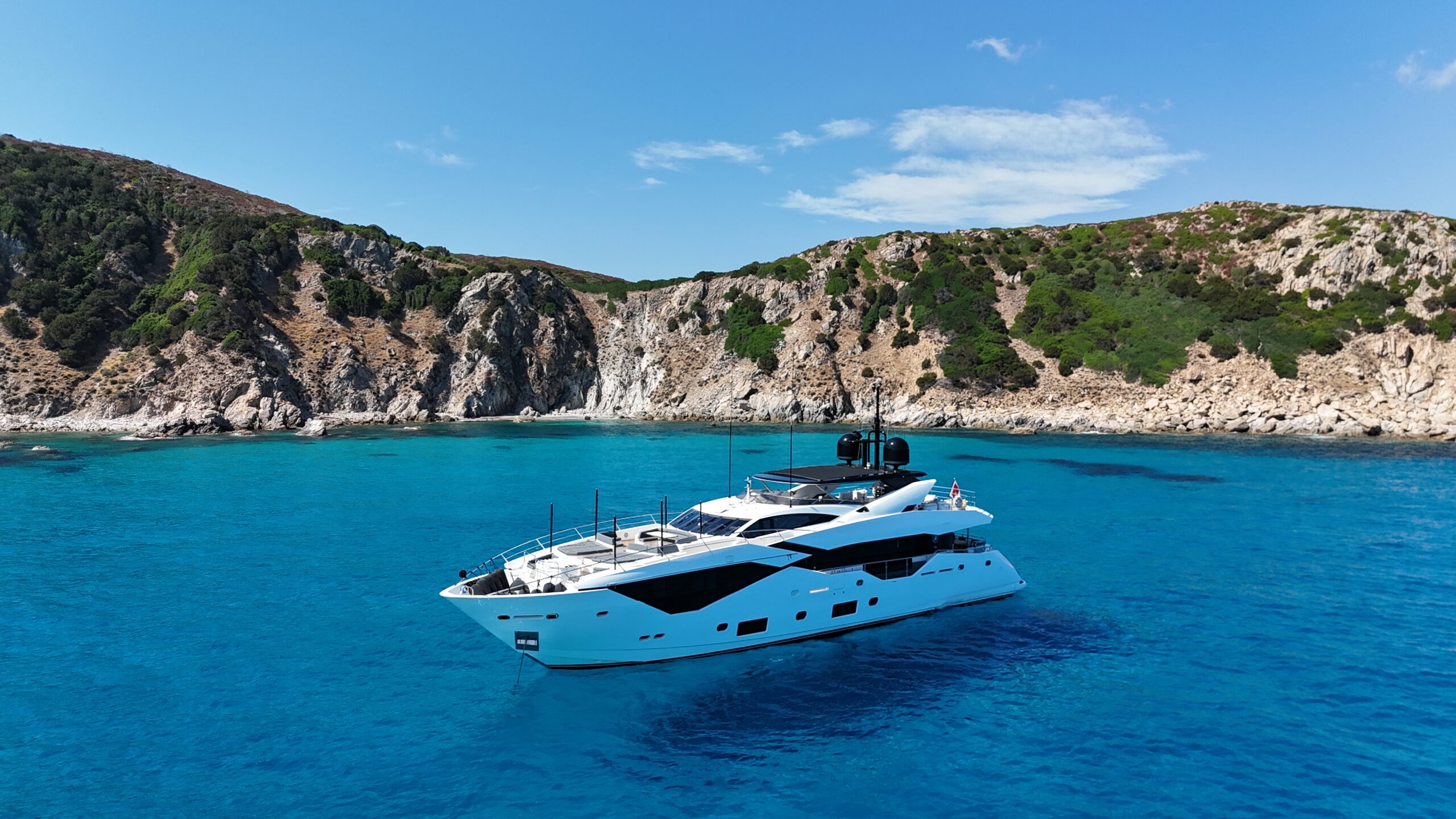 SOLD Sunseeker 116 Yacht Survivor 2