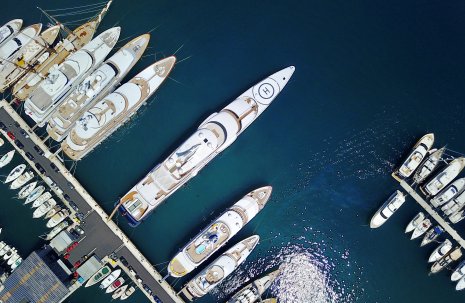 Yachts à Moteur à Vendre