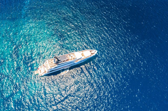Yachts De Luxe à Vendre