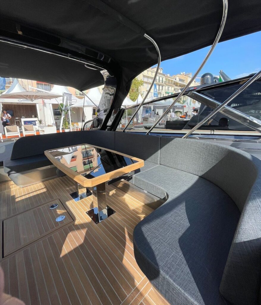 RIZZARDI MY LIVE FIVE III Yacht for sale