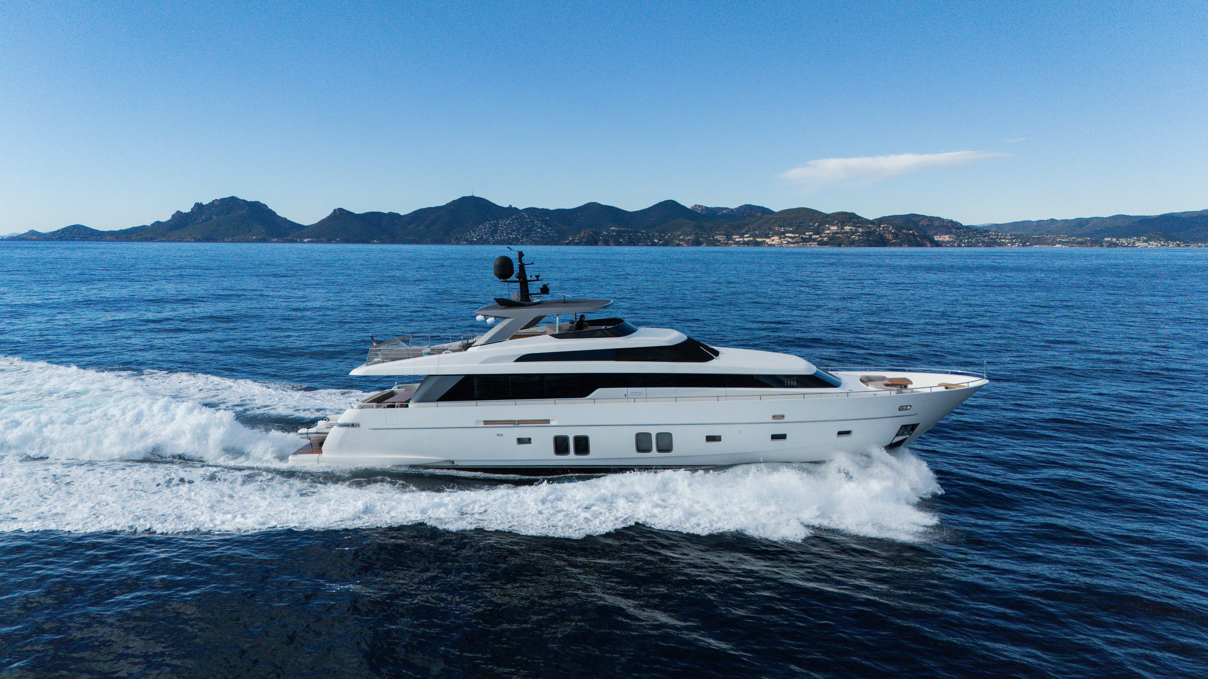 SANLORENZO FRIDAY Yacht à vendre