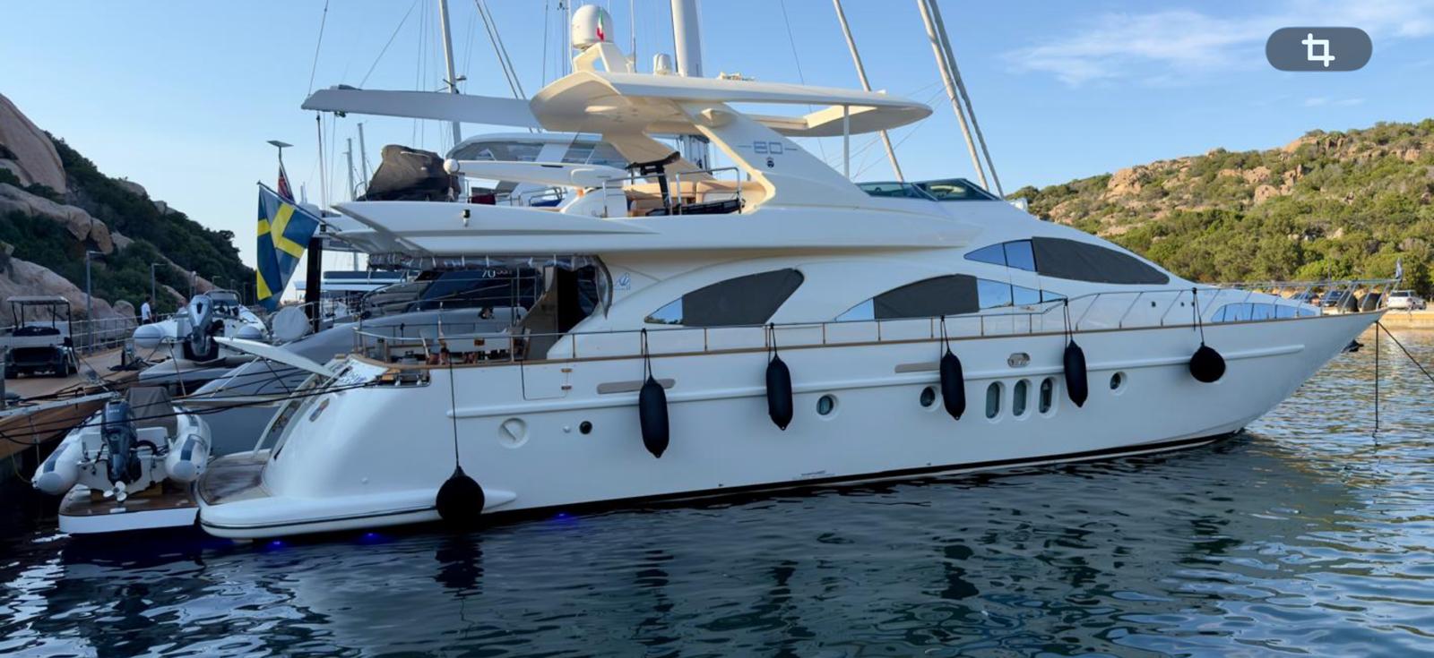 AZIMUT CARAT Yacht for sale